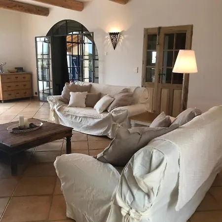 Maison Roquebeauresse * Pougnadoresse